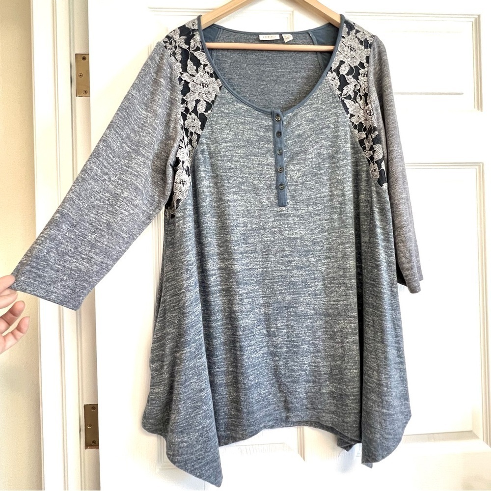 LOGO by Lori Goldstein 1X space-dye color-blocked tunic top lace inserts boho